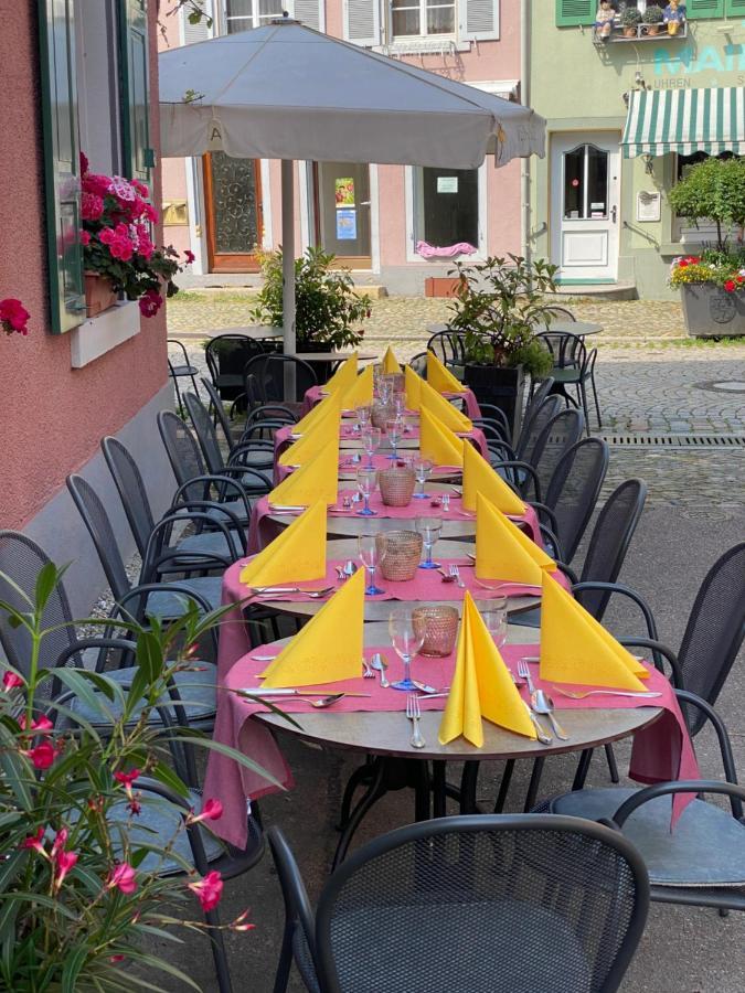 Gasthaus Zum Hirschen Staufen im Breisgau Exterior foto