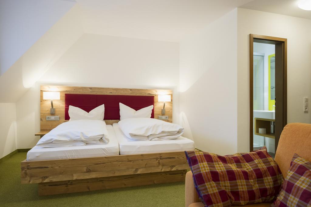 Gasthaus Zum Hirschen Staufen im Breisgau Zimmer foto